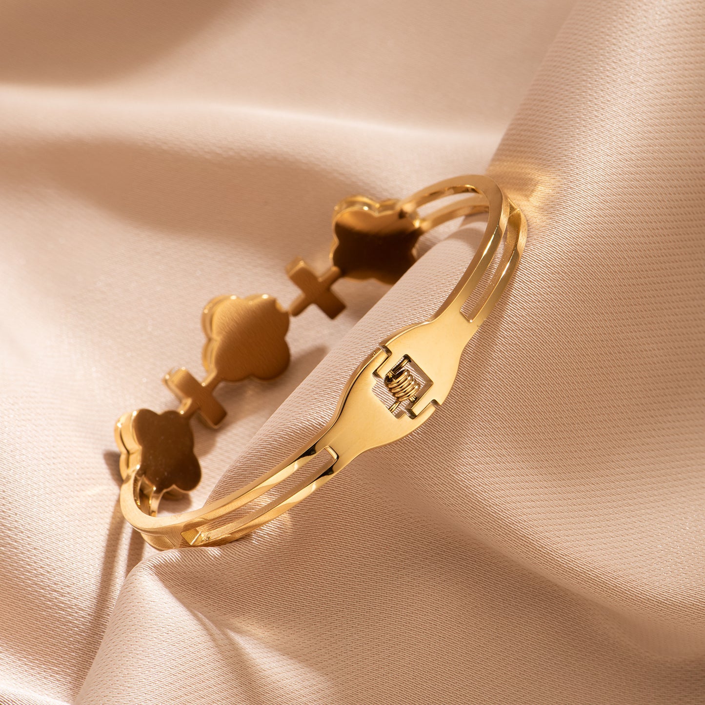 Women's Lucky Four-Leaf Clover Micro-Zircon Bracelet