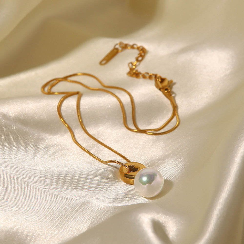 Gold plated pearl necklace