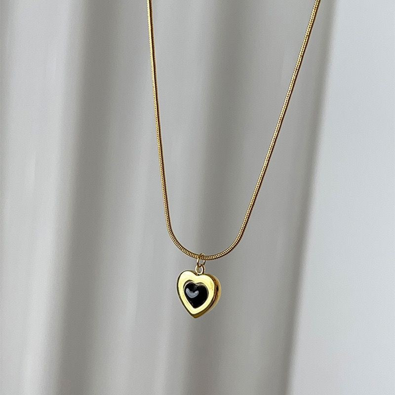 Titanium Steel Love Pendant Collarbone Necklace — Fade‑Resistant