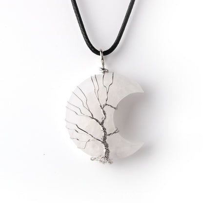 Colgante de luna con talla de piedra de cristal 