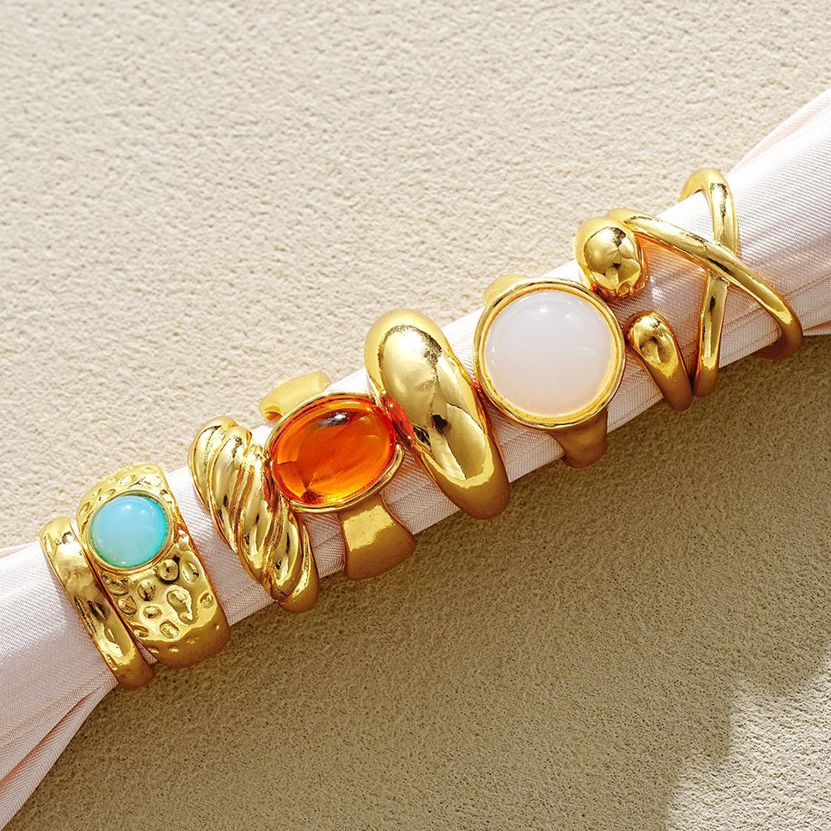 Retro Metal Index Finger Ring