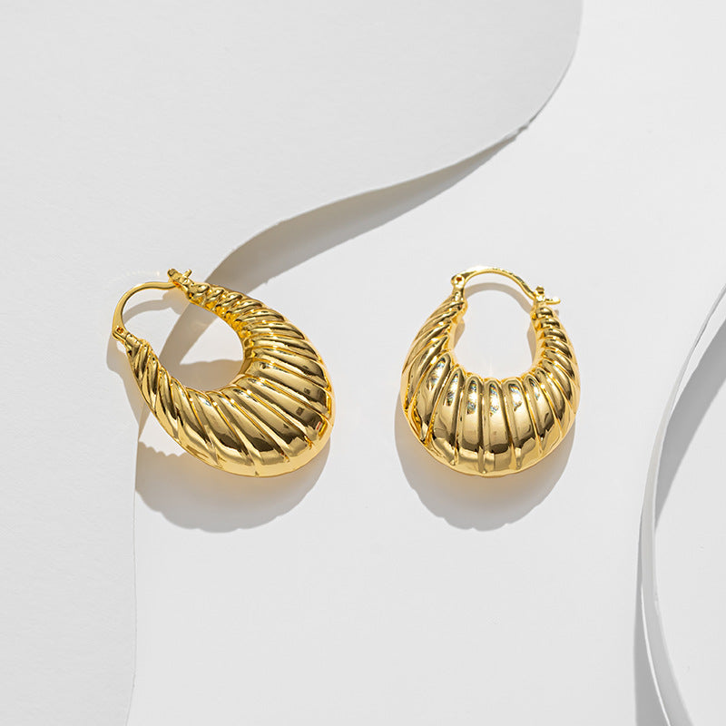 Pendientes de latón vintage ovalados en espiral hueca, chapados en oro de 18 quilates 