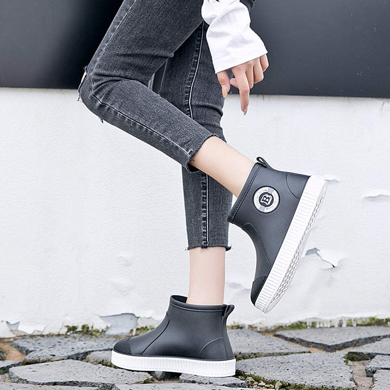 Fleece rain shoes short tube to keep warm