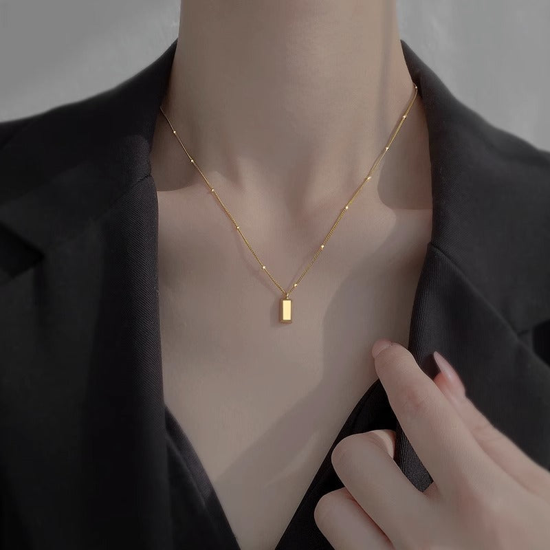 Women's Geometric Square Brick Gold Necklace — Long Titanium Steel Collarbone Chain