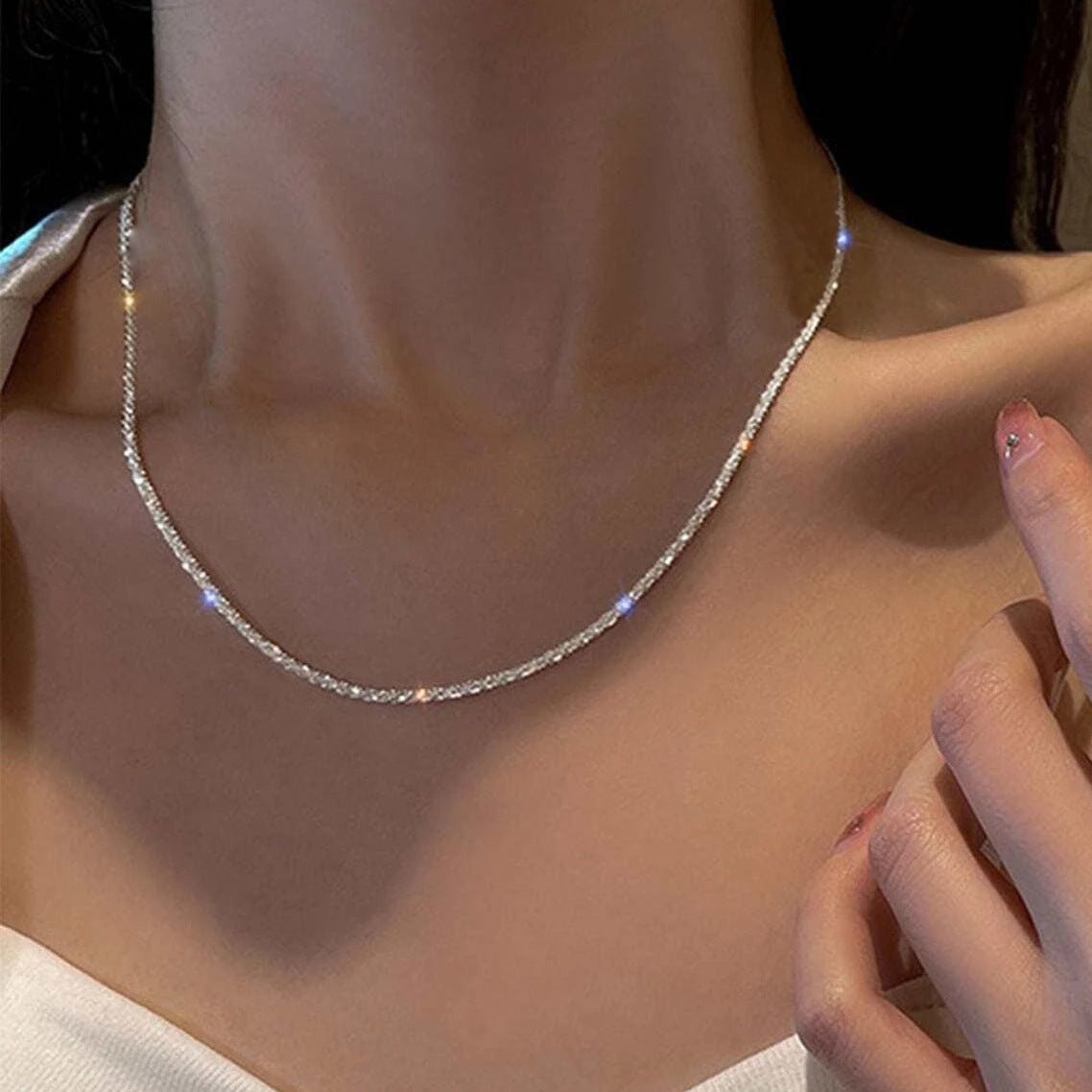 Sparkling Cauliflower Collarbone Necklace
