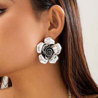 Versatile collar flannel floral necklace