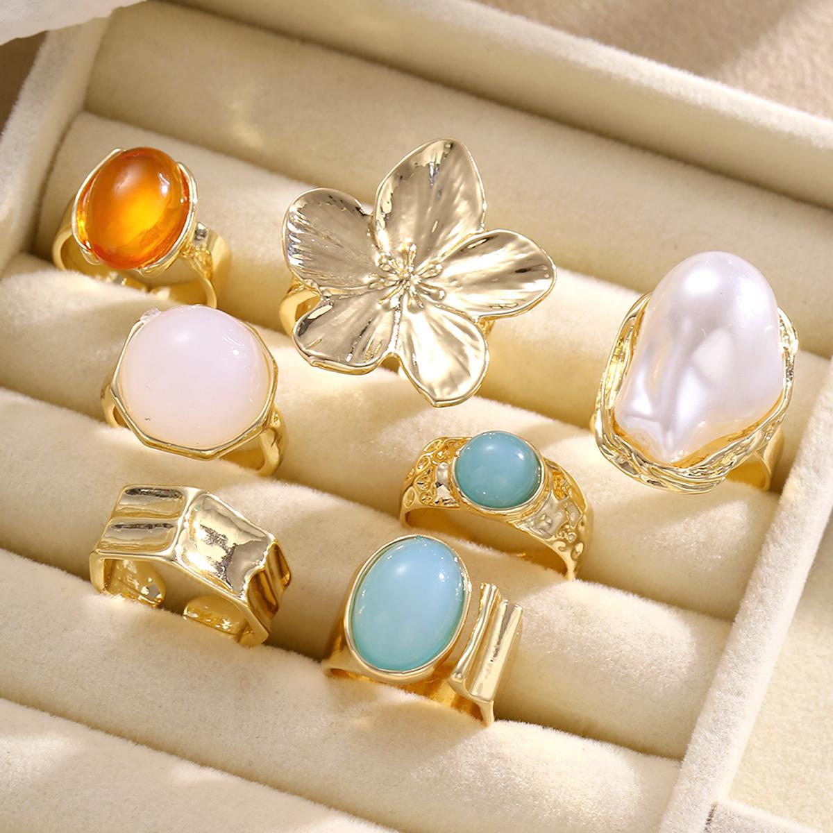 Liquid Lava Flower Pearl Ring