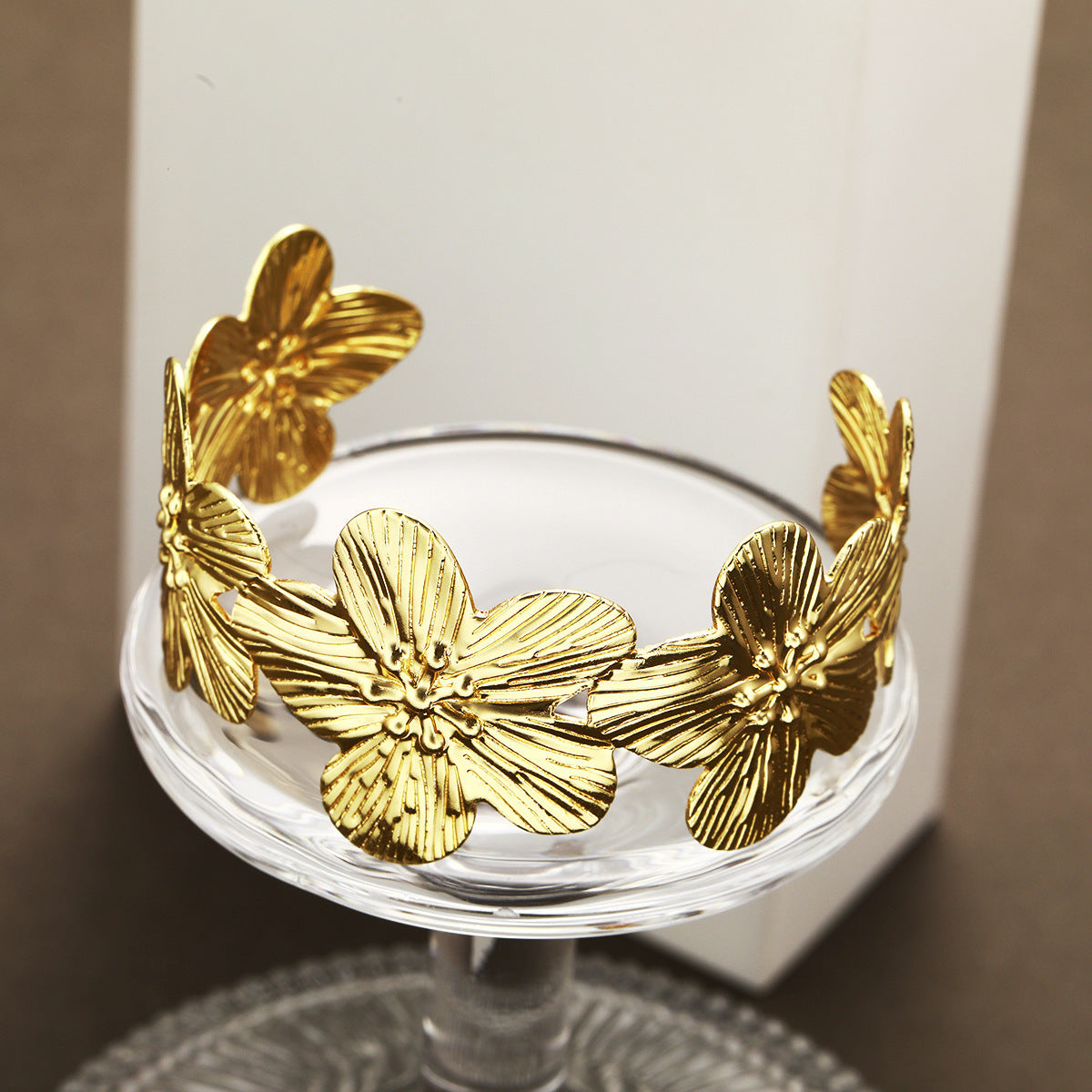 Geometric Flower Opening Bracelet