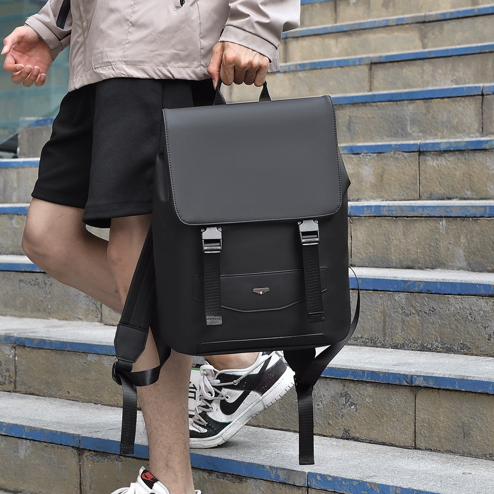 Travel computer bag is simple