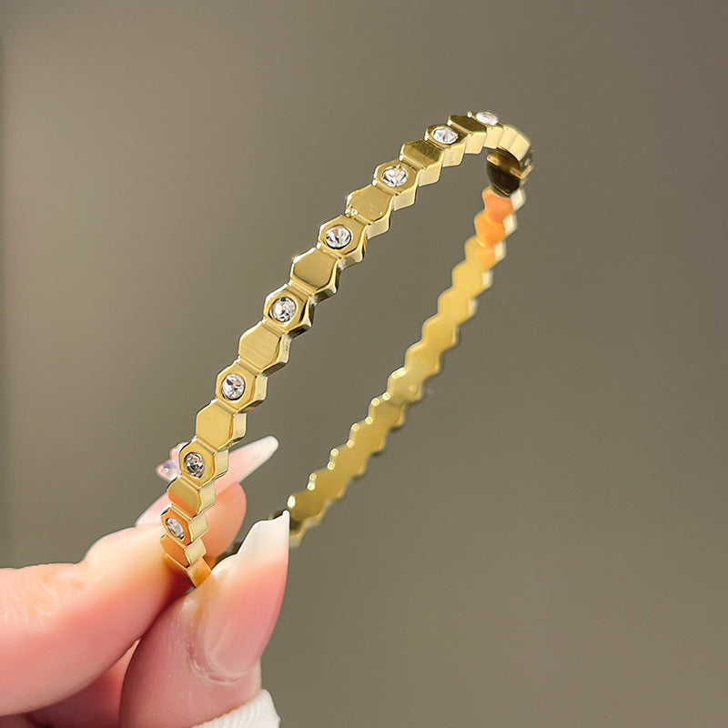 Four-leaf clover gypsy titanium steel bracelet