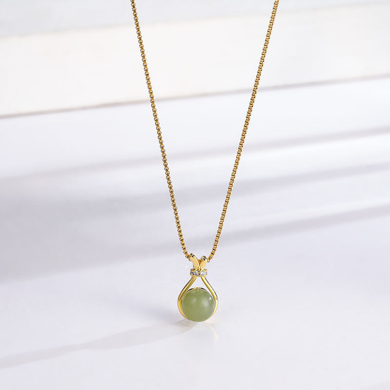 Women's Imitation Hetian Jade Titanium Steel Collarbone Necklace