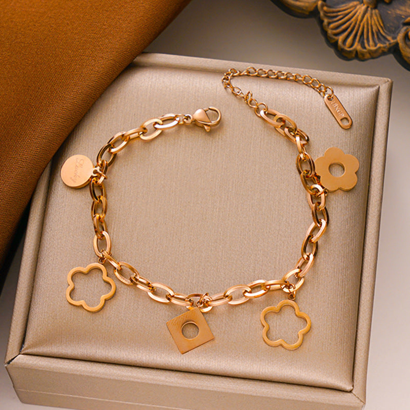 Brazalete de acero de titanio - Estilo INS, flor de cinco pétalos 