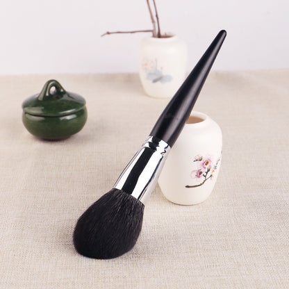 Ebony H31 Large Wool Powder Brush