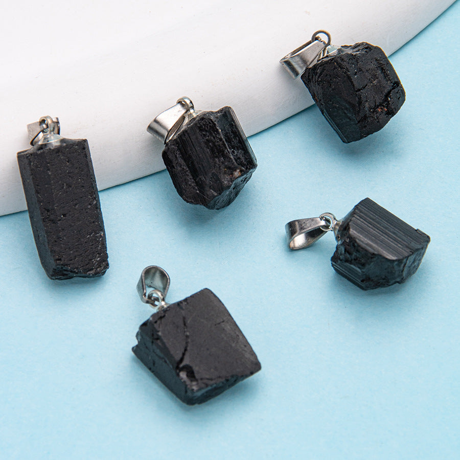 Crystal black tourmaline tourmaline irregular pendant