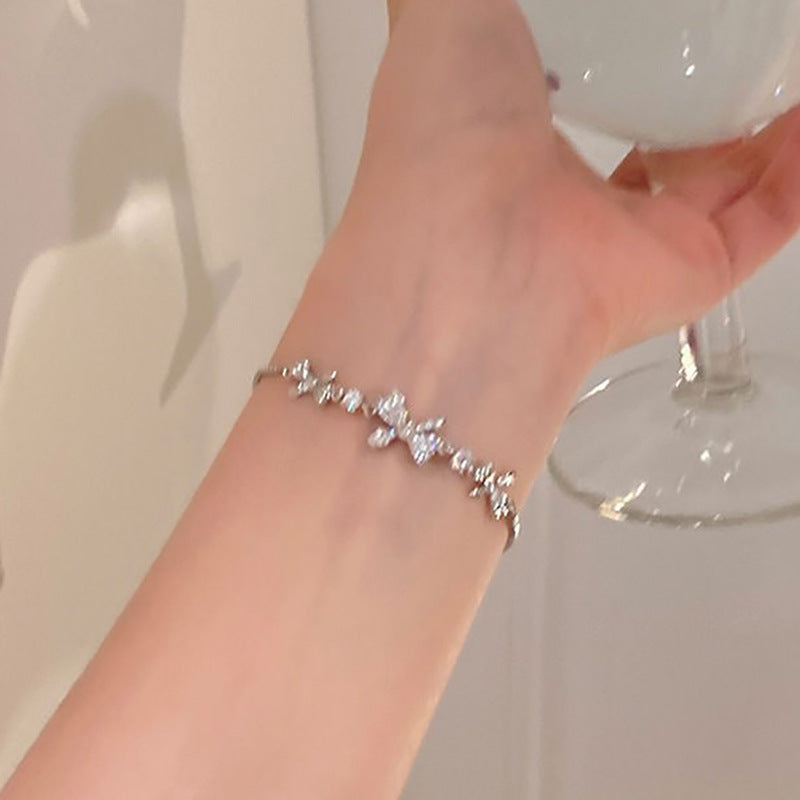 Bow Pull Bracelet for Women