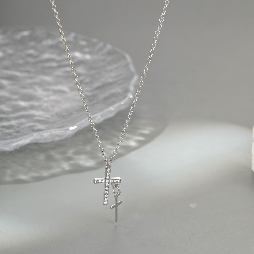 Retro Metal Cross Pendant Necklace