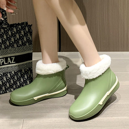 Rain shoes for women to wear in the rain