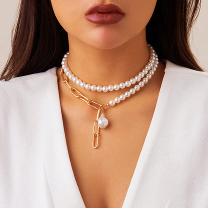 Simple Baroque imitation pearl necklace