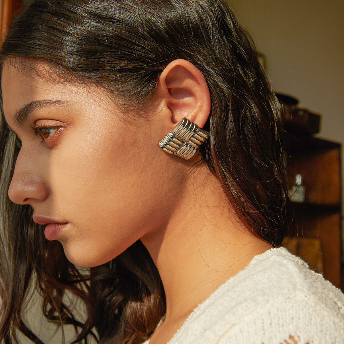 Aretes con textura cuadrada 