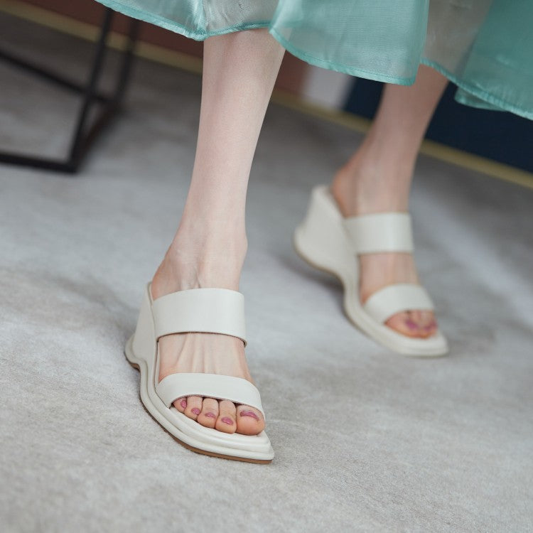 Platform muffin sandals