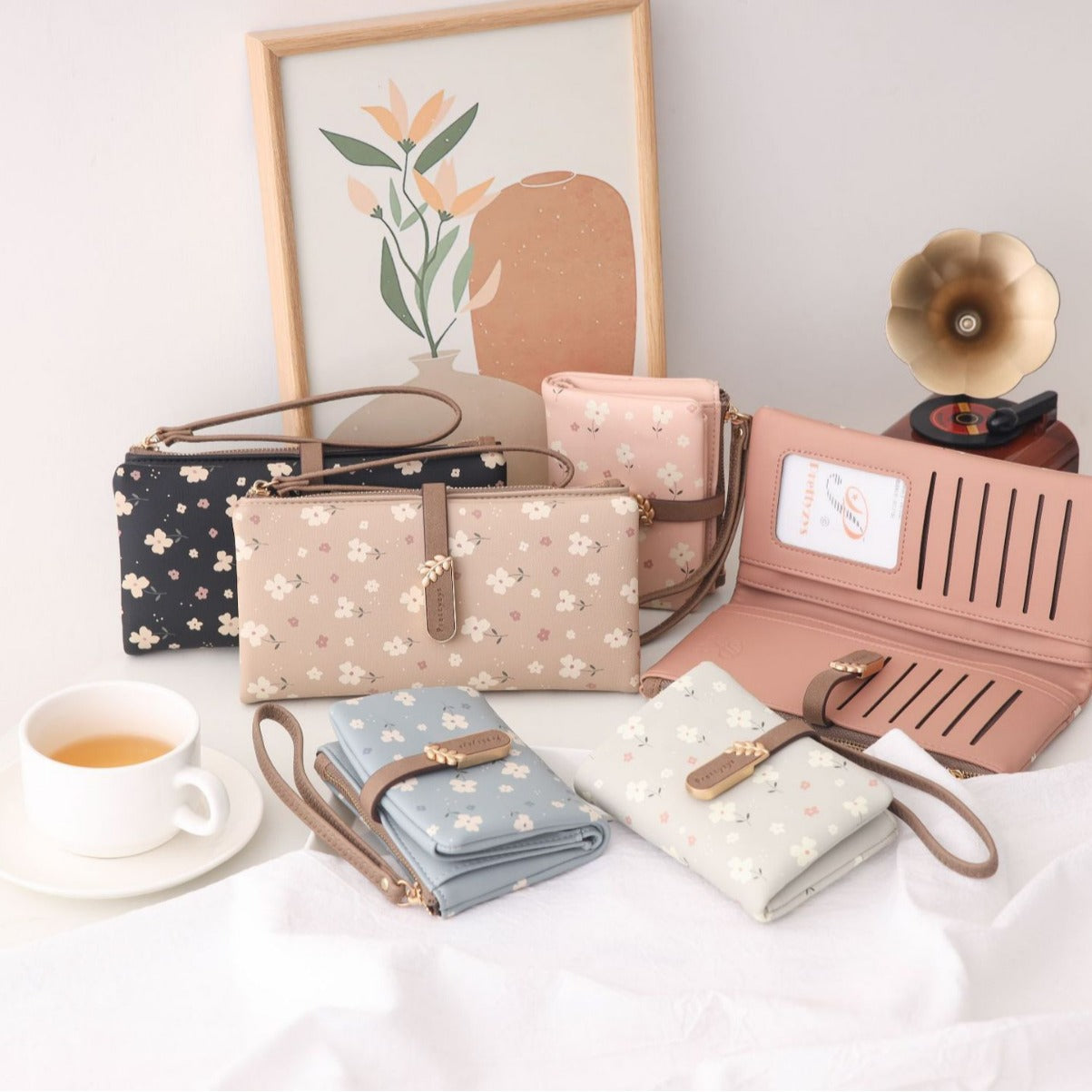 Floral wallet Multi-card wallet