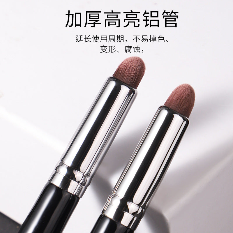 Bullet Tip Concealer Brush (Precision Round Head)