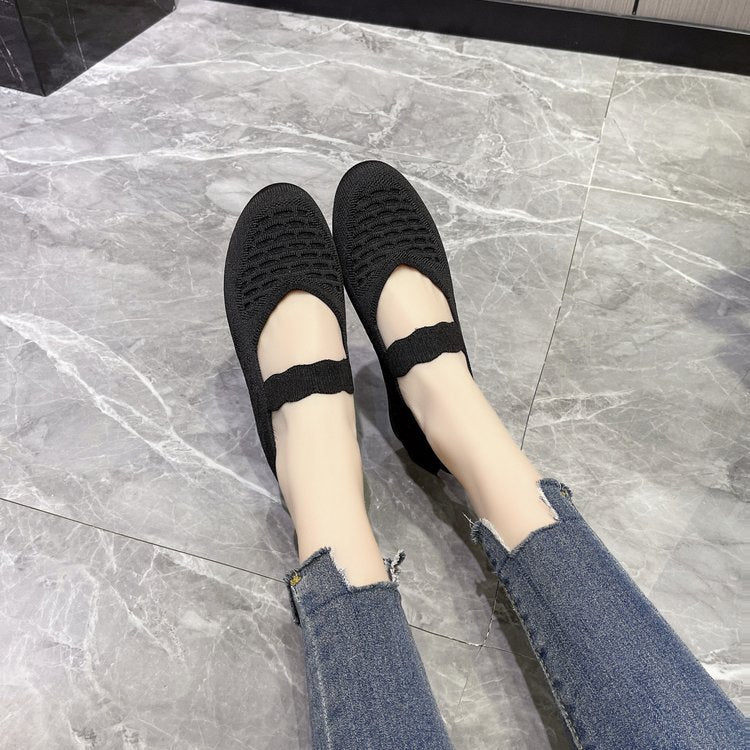 Flat-soled fly-woven shoes