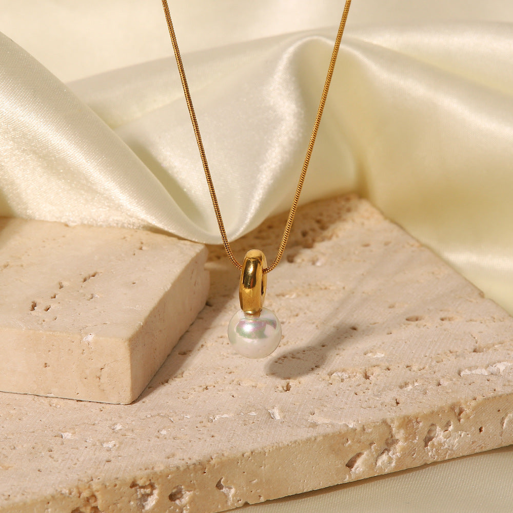 Gold plated pearl necklace