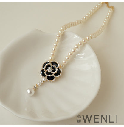Camellia Pearl Necklace Female