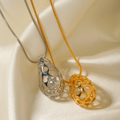 Collar de joyería con forma de gota hueca 