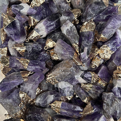 Amorphous Shaped Gold-rimmed Rough Stone Crystal Pendant