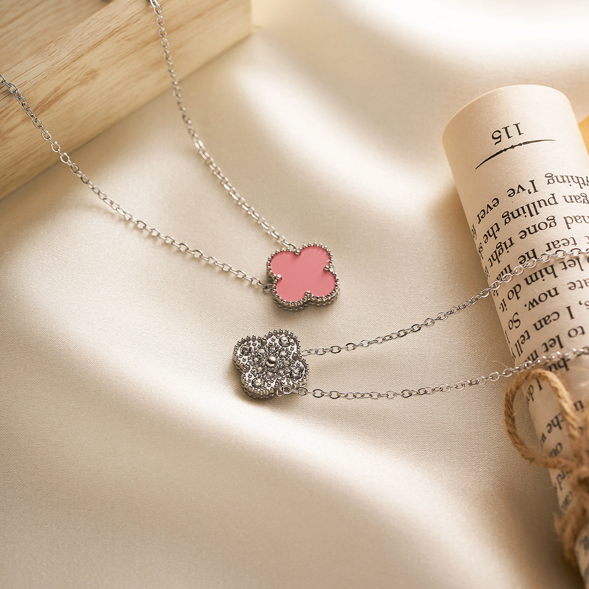 Women's Double-Sided Four-Leaf Clover Bracelet & Five-Flower Necklace