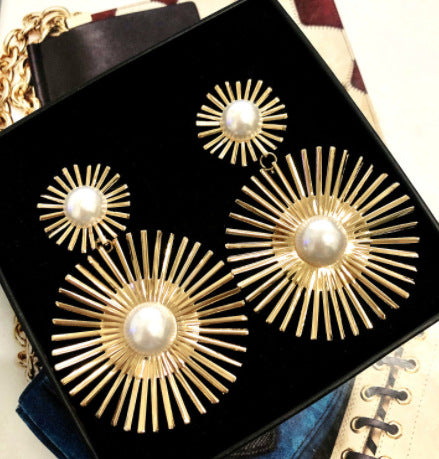 Exaggerated artificial pearl long earrings