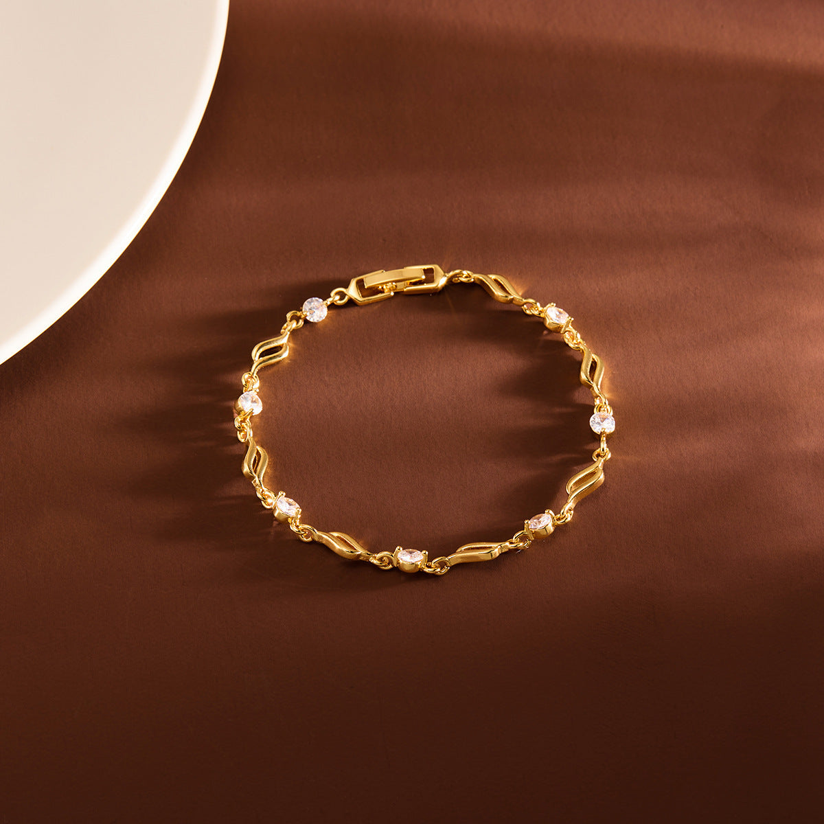 French-Style Titanium Steel Pearl Bracelet — Non-Fading