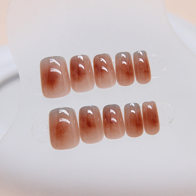 Short T Maillard Gradient Nail Stickers
