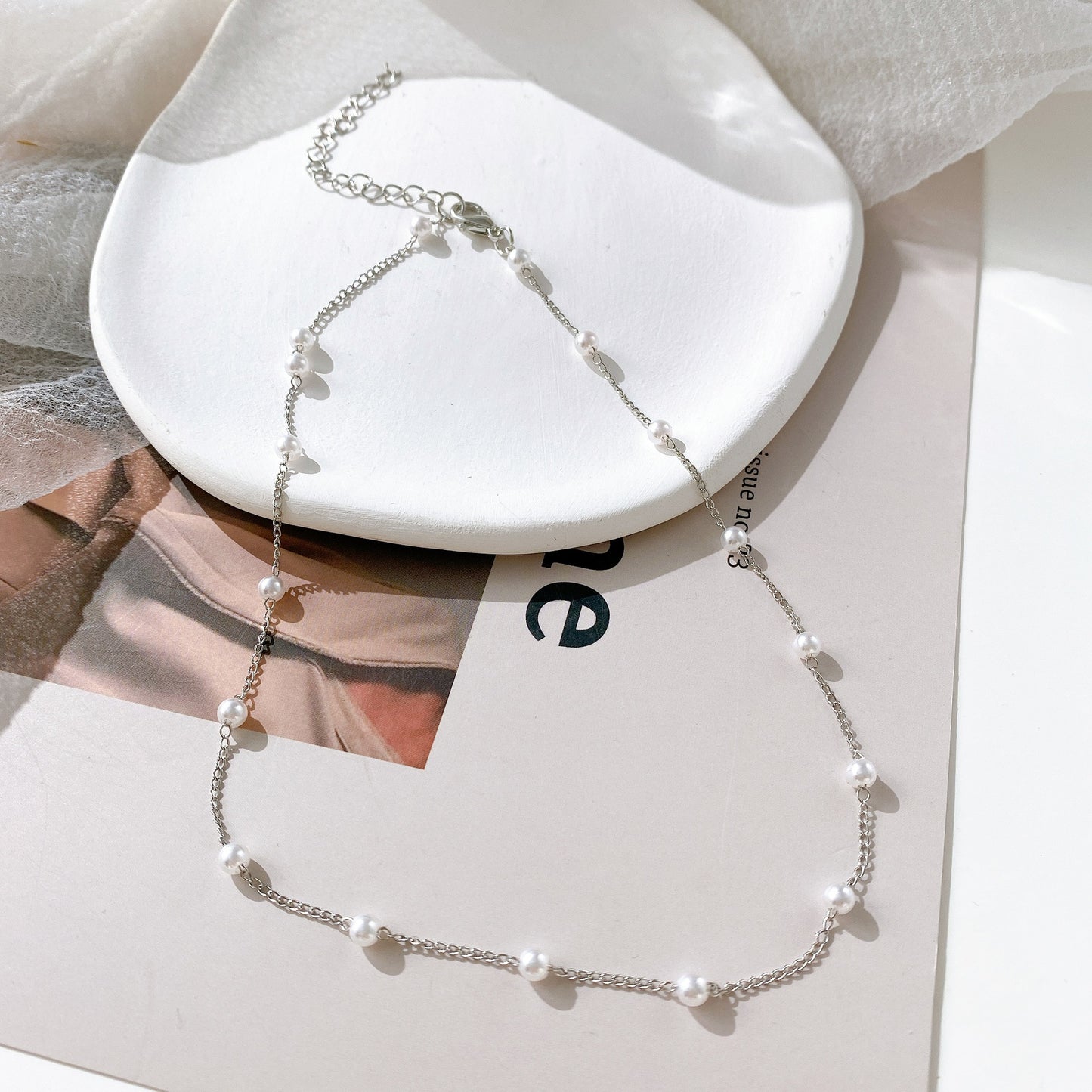 Inlaid Pearl Choker Necklace