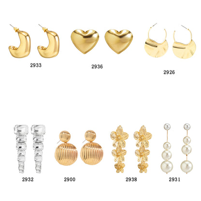 Pendientes de flores con diamantes de imitación 