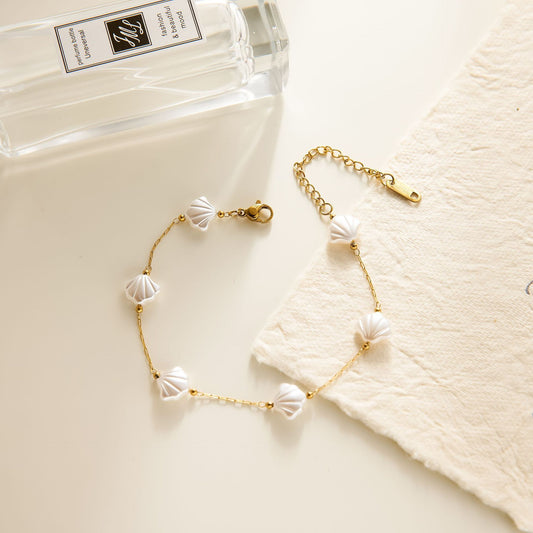 Stainless Steel Shell Bracelet (18K Gold Plated)