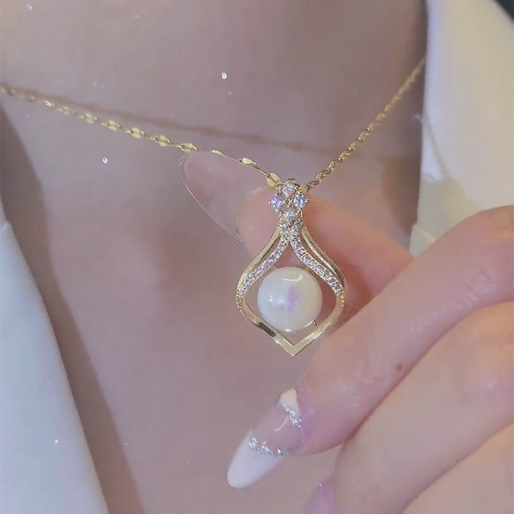 Women's Mini Purse Pearl Collarbone Necklace