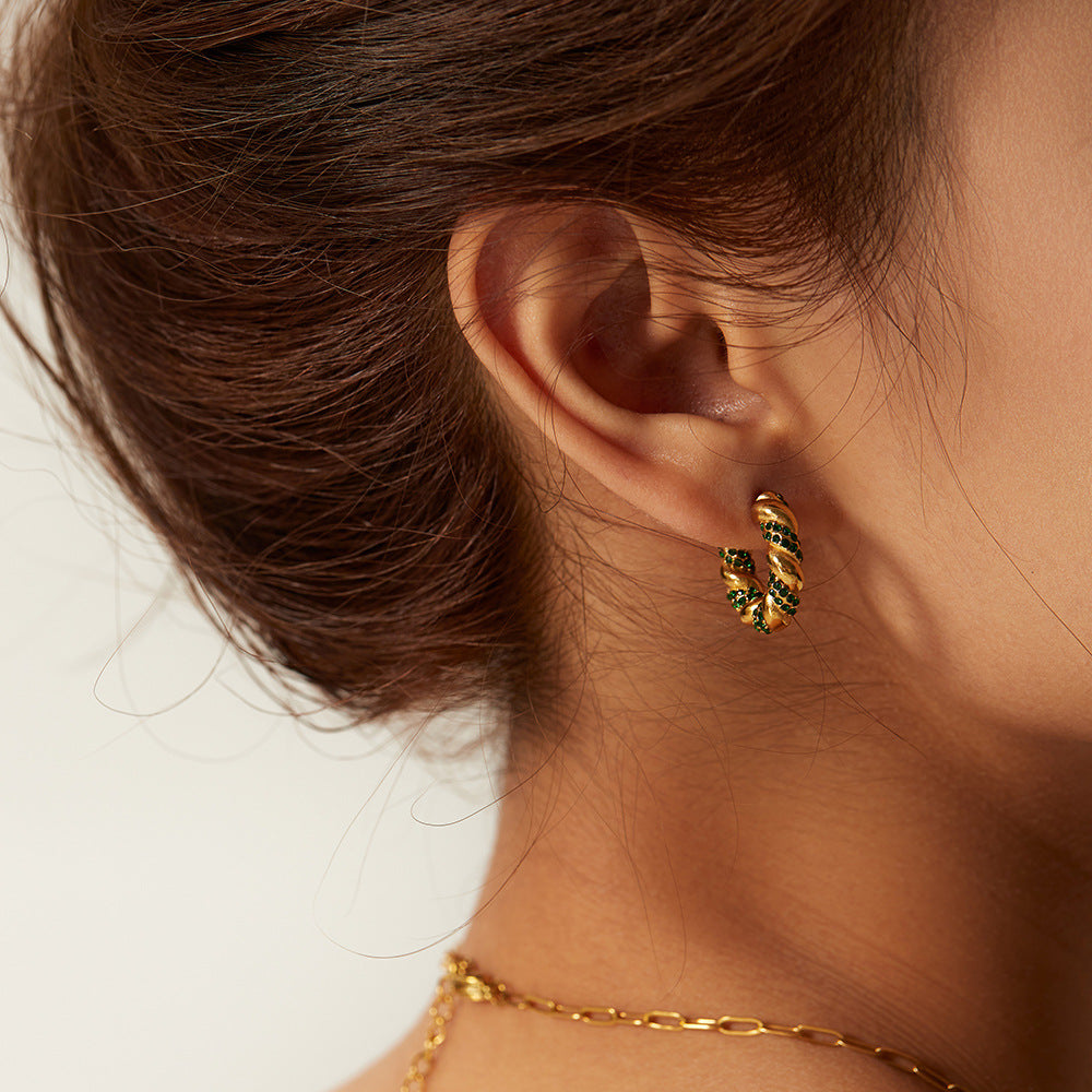 Diamond twist C-shaped earrings