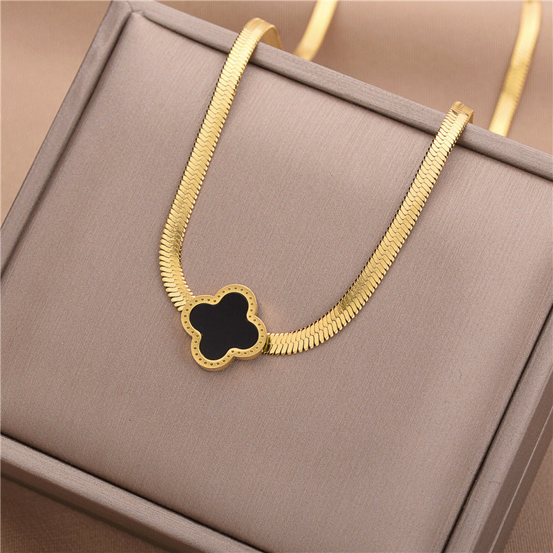 Korean Four-Leaf Clover Titanium Steel Snakebone Collarbone Necklace