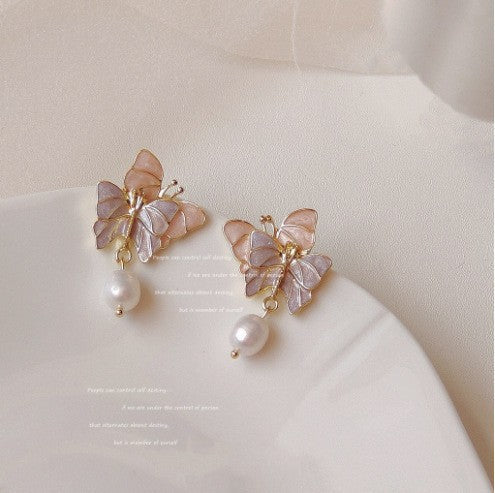 Pendientes vintage de mariposa de fantasía morada 