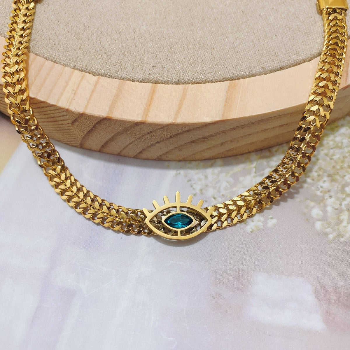 Demon Eye Titanium Steel Clavicle Necklace with Dark Blue Zircon