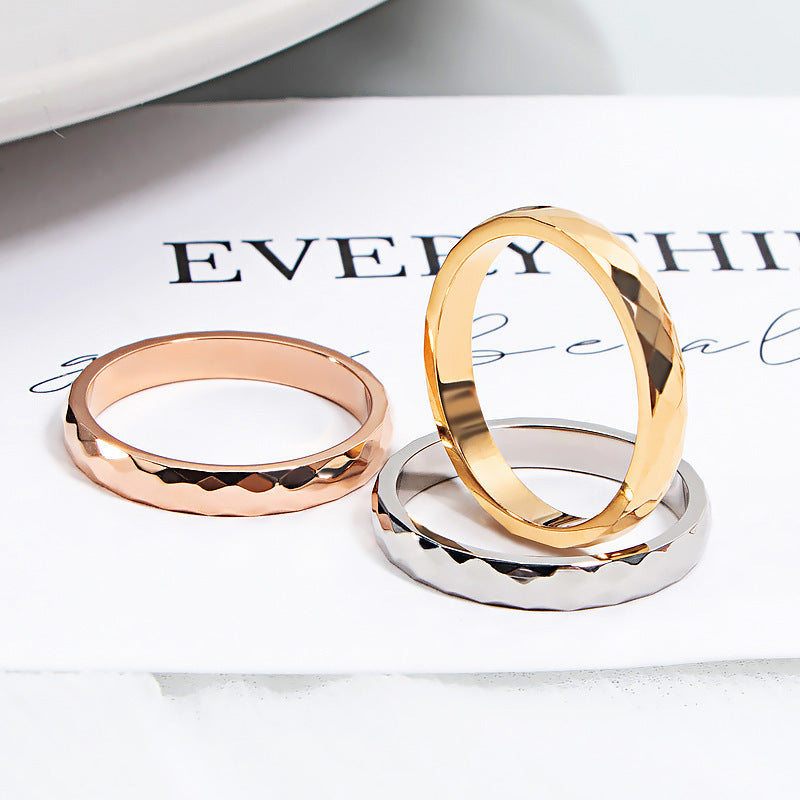 3mm Faceted Polygon Titanium Steel Ring — Women's Light Luxury