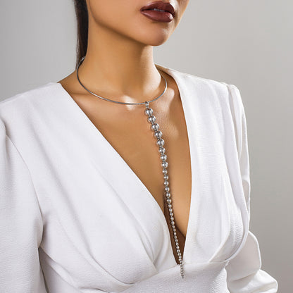 Exaggerated big bead pendant neck chain woman