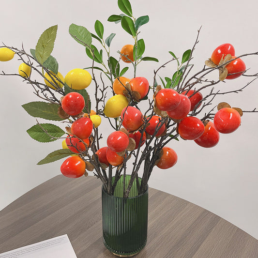 Simulación de fruta de caqui, fruta falsa. 