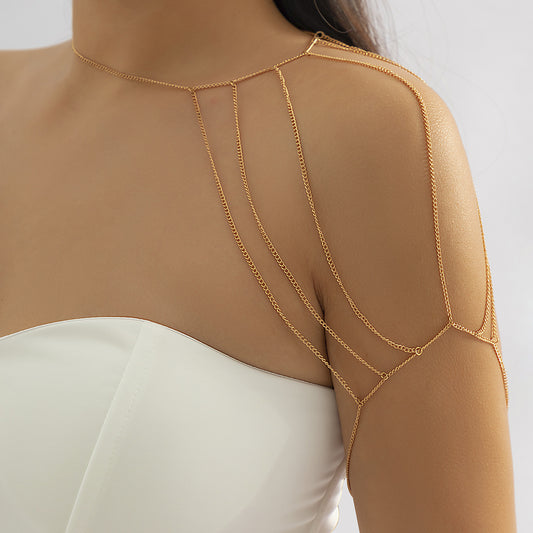 Cadena para el cuerpo con borlas exageradas para un solo hombro 