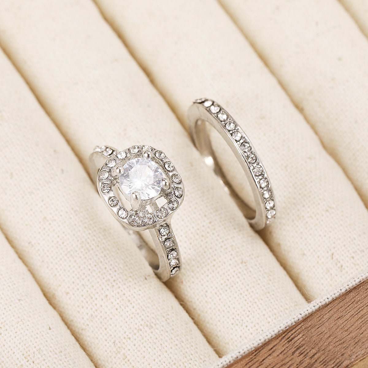 Square inlaid zircon two-piece set
