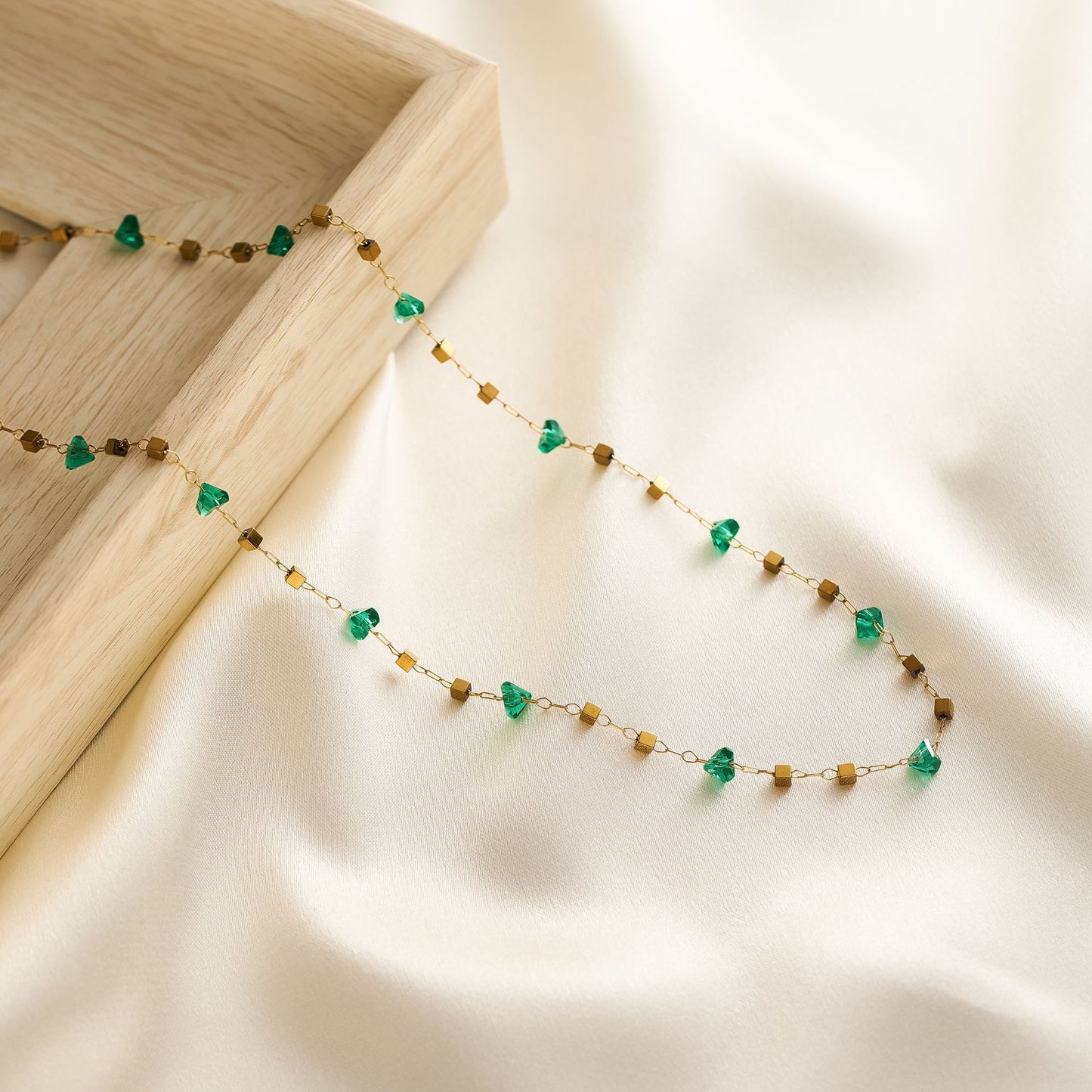 Green Square Zircon Pendant Necklace — Fresh, Versatile, Non-Fading