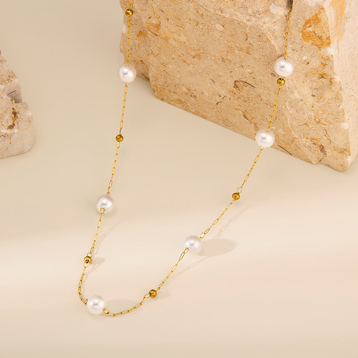 Handmade Titanium Steel Glass-Pearl Choker — Short Collarbone Necklace